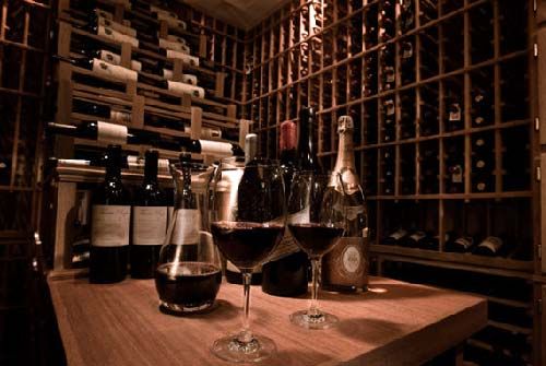 葡萄酒如何储藏对品质更有保证？